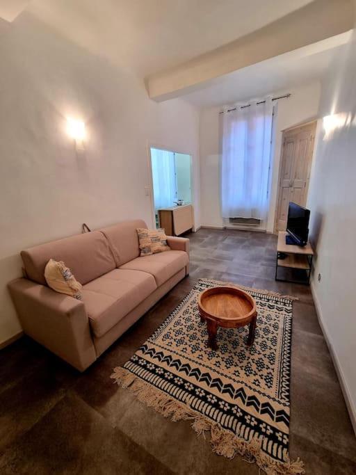 Apartment Joli 2 Pieces Centre Historique De Grasse, Wifi