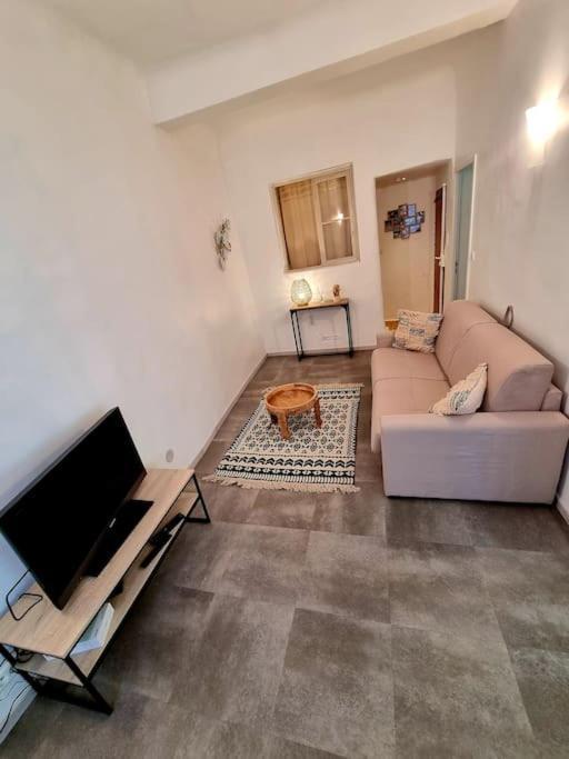 Joli 2 Pieces Centre Historique De Grasse, Wifi Apartment Grasse